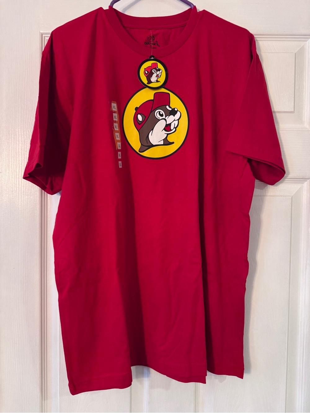 Buc-ee's Red Graphic Logo Tee